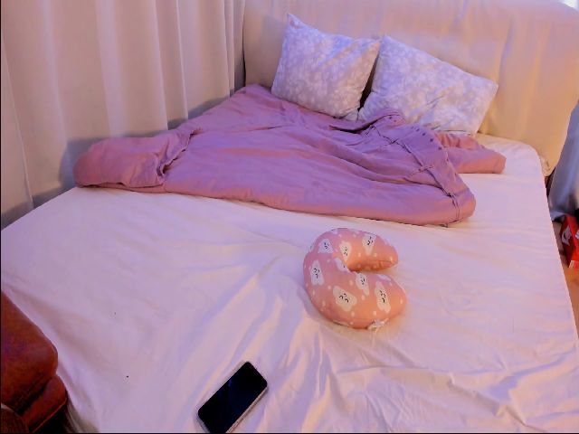 Live sex webcam photo for Annett19 #254560177