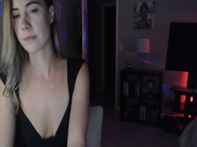 Live sex webcam photo for OhYesCeleste #254436384