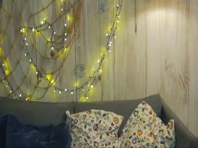 Live sex webcam photo for MissAracely #262796899