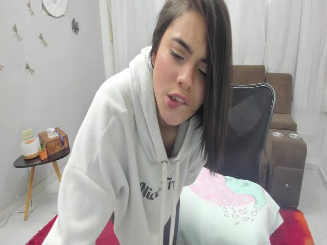 Live sex webcam photo for Chanel_ds #263834081