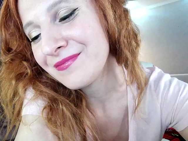 Live sex webcam photo for ladybigsmile #247474569