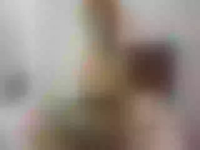Live sex webcam photo for LittleRed2u #254271450