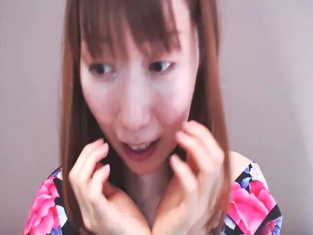 Live sex webcam photo for Miyak0 #259078396