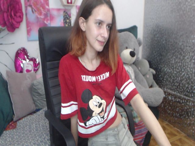 Live sex webcam photo for IrisNichols #252370146