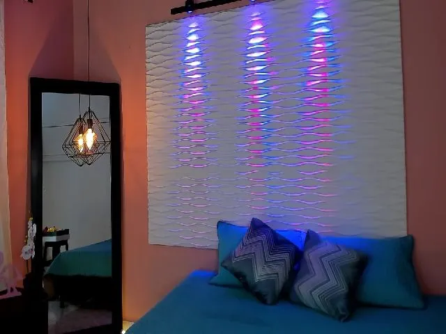 Live sex webcam photo for IsabelaBrown #261049615