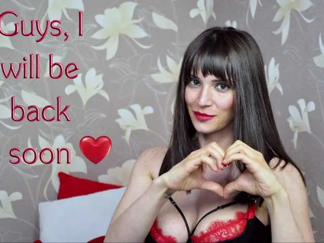 Live sex webcam photo for LolaCandy #241081461
