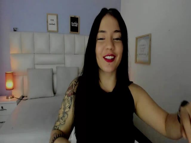 Live sex webcam photo for Rebeca__grey #256872070