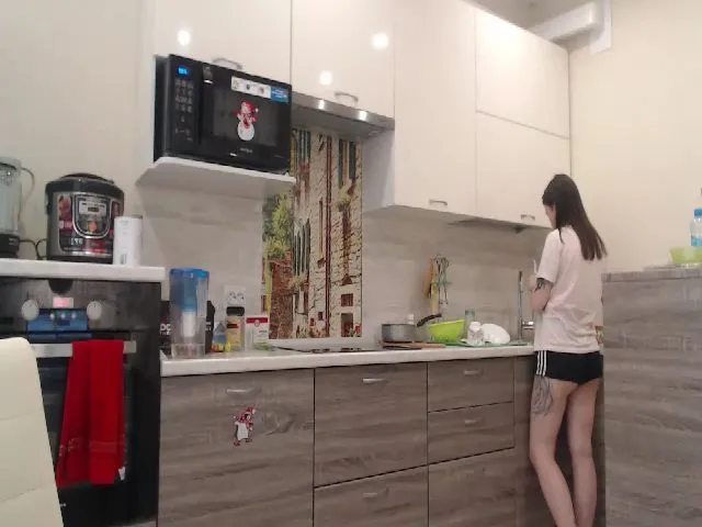 Live sex webcam photo for WonderXGirlXX #258563565