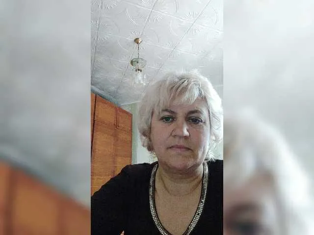 Live sex webcam photo for AngelaFamez #242089172