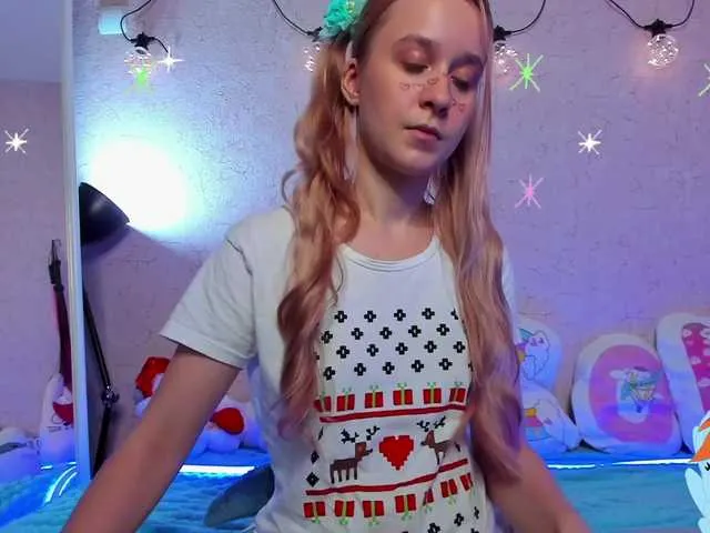 Live sex webcam photo for KiraLiLime #287989838