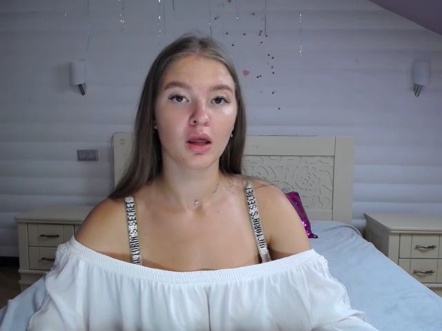 Live sex webcam photo for Mila_Hoot #259253623