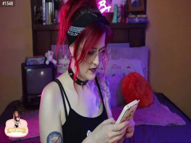 Live sex webcam photo for DrewBerries #259605477
