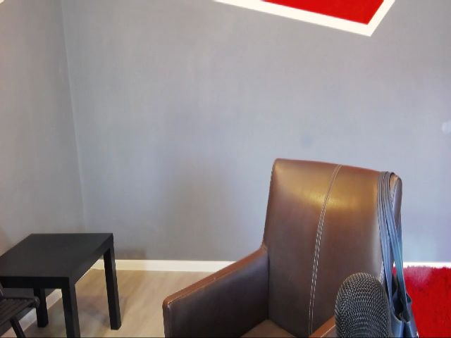 Live sex webcam photo for Viviana05 #254027432