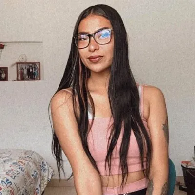 Live sex webcam photo for Sexy__Glasses #241635372