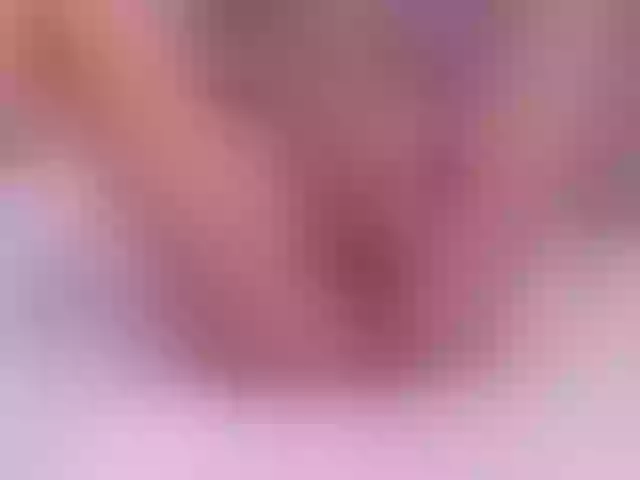 Live sex webcam photo for NaomiNasssh #264183275