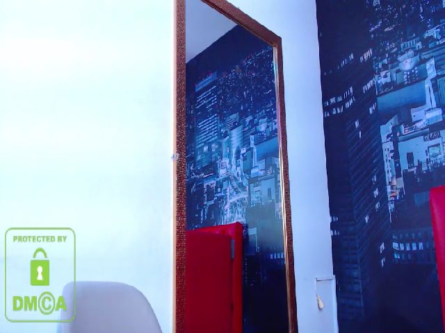 Live sex webcam photo for Haily_scot #263219838