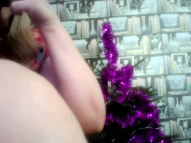 Live sex webcam photo for -Raven40- #240953267