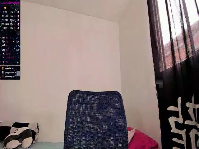 Live sex webcam photo for Rebeccawild_ #262761279