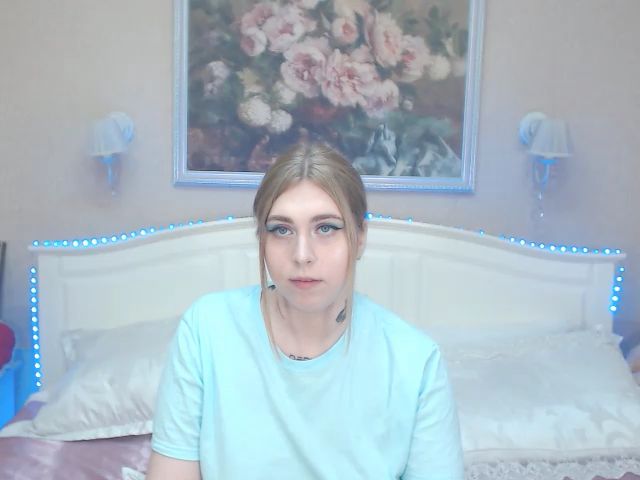 Live sex webcam photo for AmaliaDiva #254645997