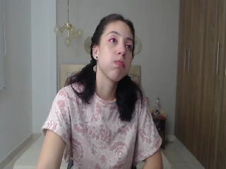 Live sex webcam photo for Emily_evans18 #251770962