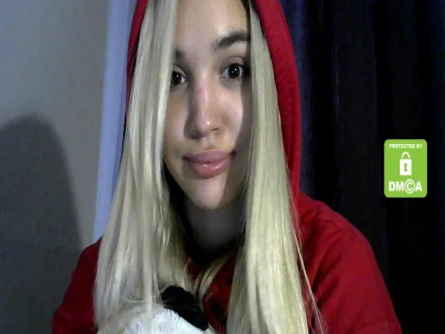 Live sex webcam photo for MyyDream #257003250