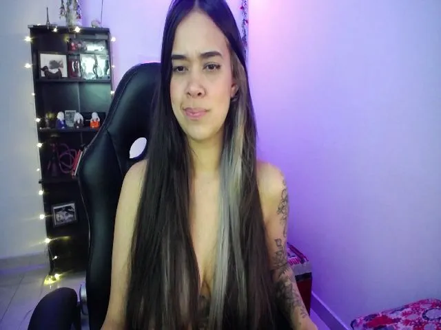 Live sex webcam photo for Anyablack2 #264754435