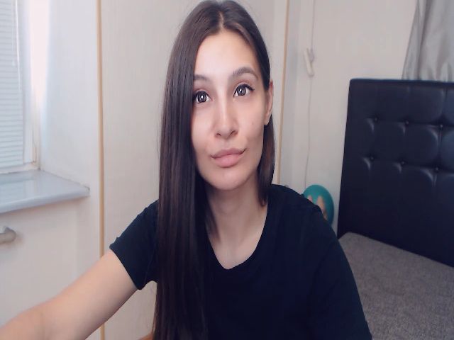 Live sex webcam photo for Asoll77 #257501572