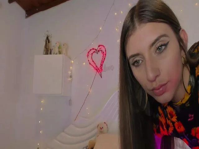 Live sex webcam photo for AlessaKitty #252282264