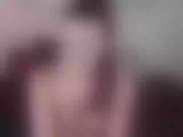 Live sex webcam photo for MeowCuty #241187583