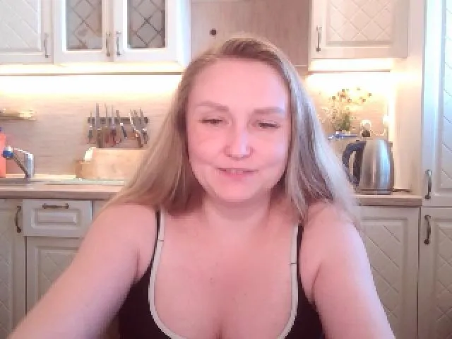 Live sex webcam photo for JaneGrey111 #254747655