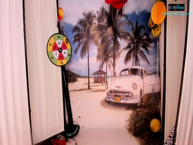 Live sex webcam photo for Teaseme_N #254981748