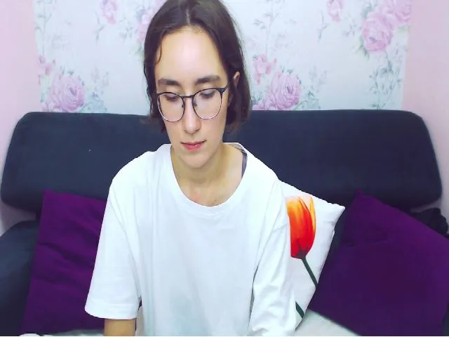 Live sex webcam photo for CleverAlexiss #254449795