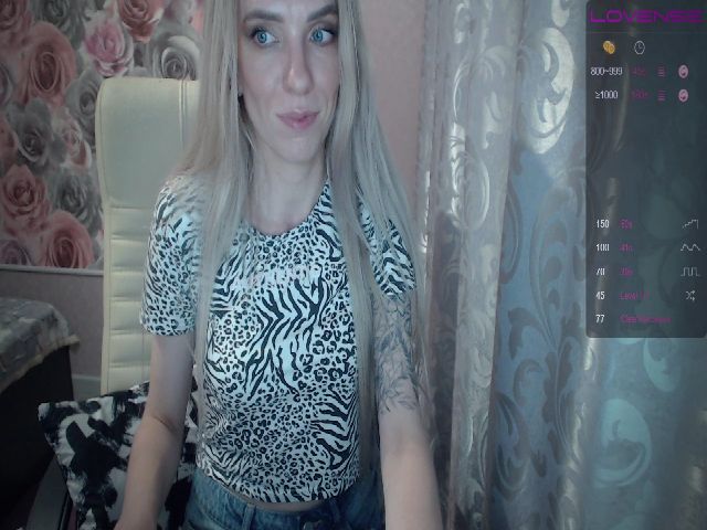 Live sex webcam photo for MaryJaness #264485749