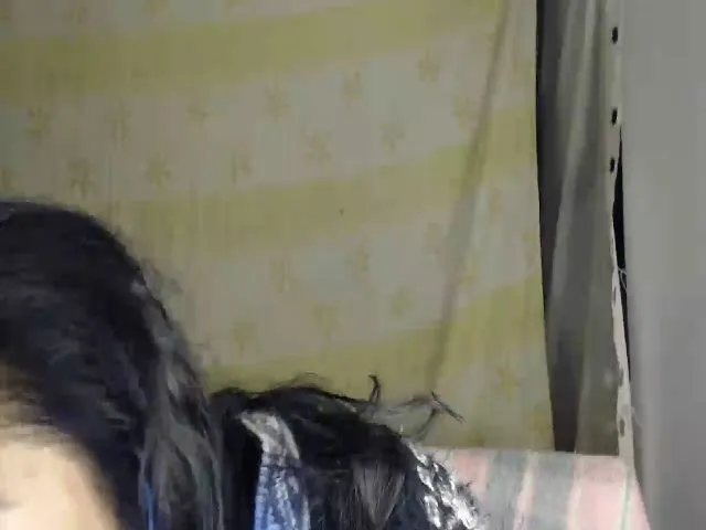 Live sex webcam photo for CHILENITAHOT #257295296