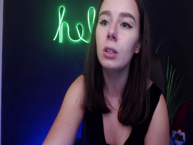 Live sex webcam photo for DinaD #263775489