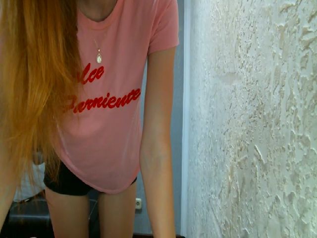 Live sex webcam photo for ElliannaSweet #252825526