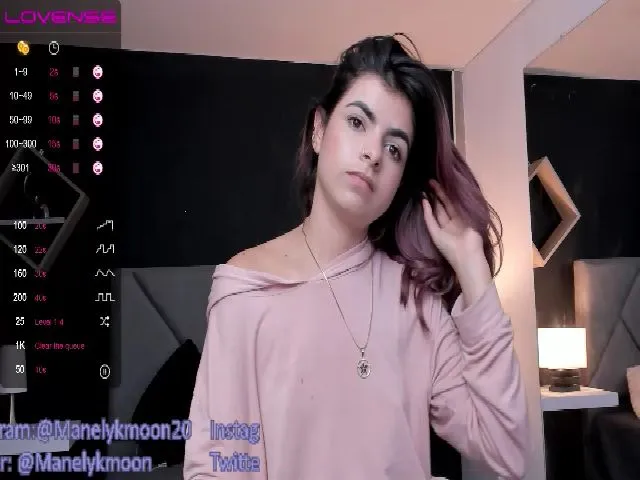 Live sex webcam photo for Manelyk_m #257031073