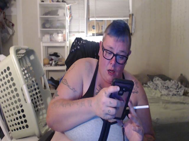 Live sex webcam photo for PunkChick420 #257385977