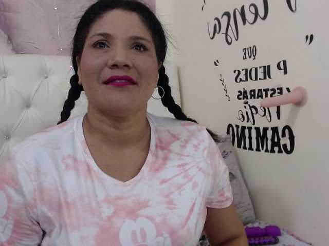 Live sex webcam photo for AdeleMilf #288007685