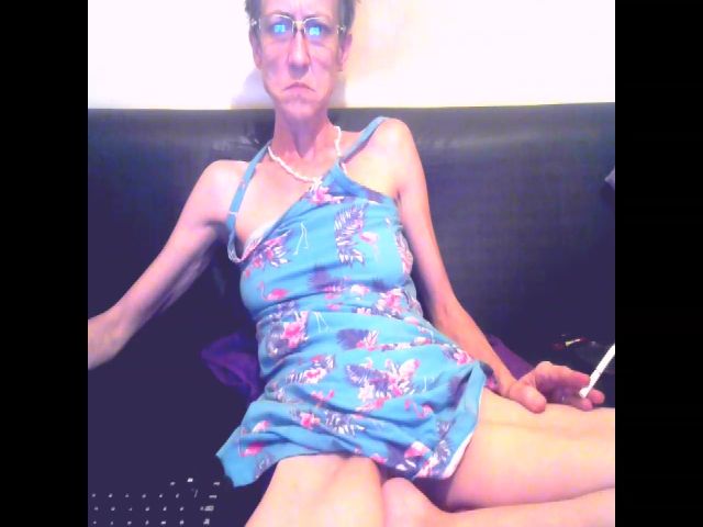 Live sex webcam photo for Sexygeny #253179233