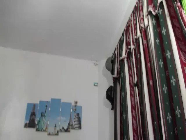 Live sex webcam photo for seleneh #264557114