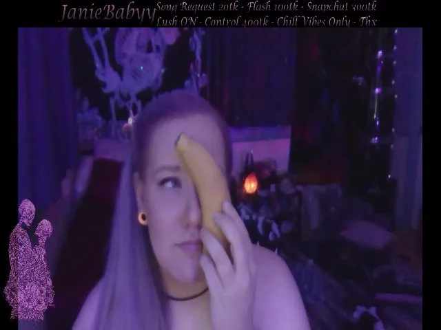 Live sex webcam photo for JanieBabyy #259036126