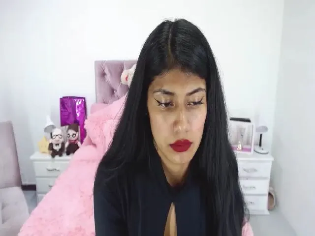 Live sex webcam photo for PeytonBrunett #259156775