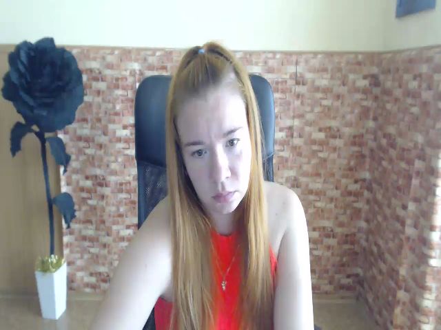 Live sex webcam photo for JiMiola #255921392