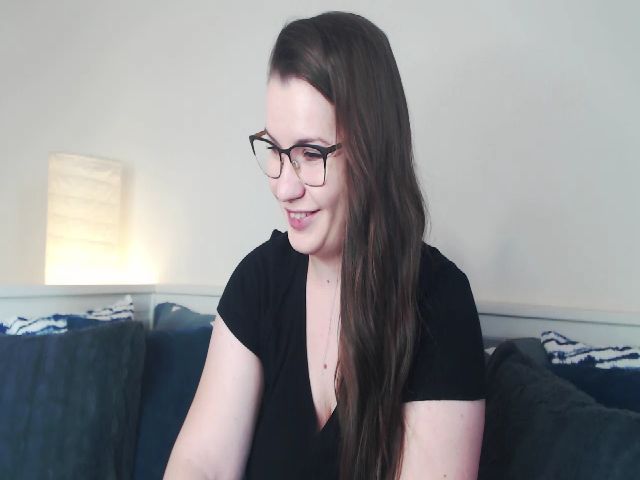 Live sex webcam photo for EveGoddes #255289904