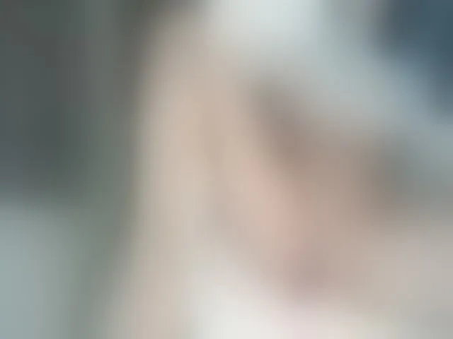 Live sex webcam photo for AiriKim #262498220