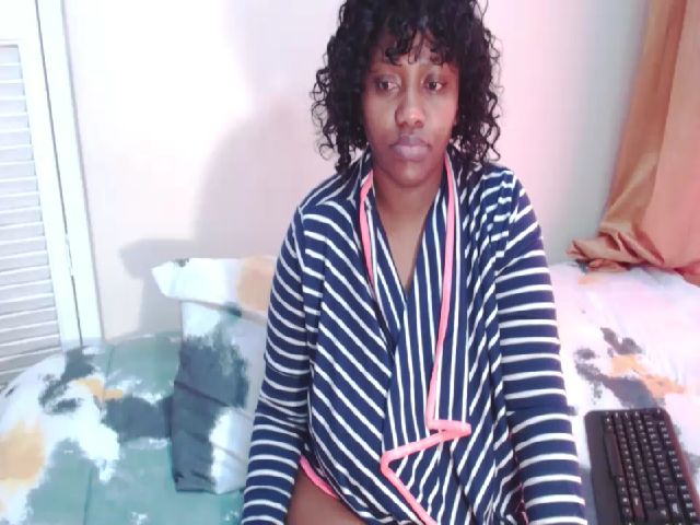 Live sex webcam photo for Ebonyboobz4u #264764649