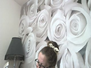 Live sex webcam photo for MatureKate1 #251992045