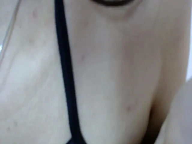 Live sex webcam photo for Silvia_Grey1 #260256063