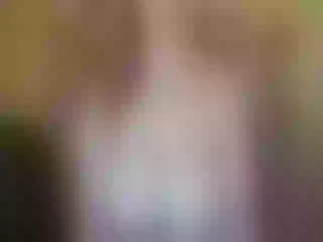 Live sex webcam photo for Lizzybabie #255824968